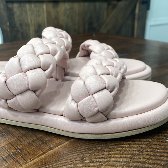 SEYCHELLES Golden Coastal Sandals - Picture 3 of 10